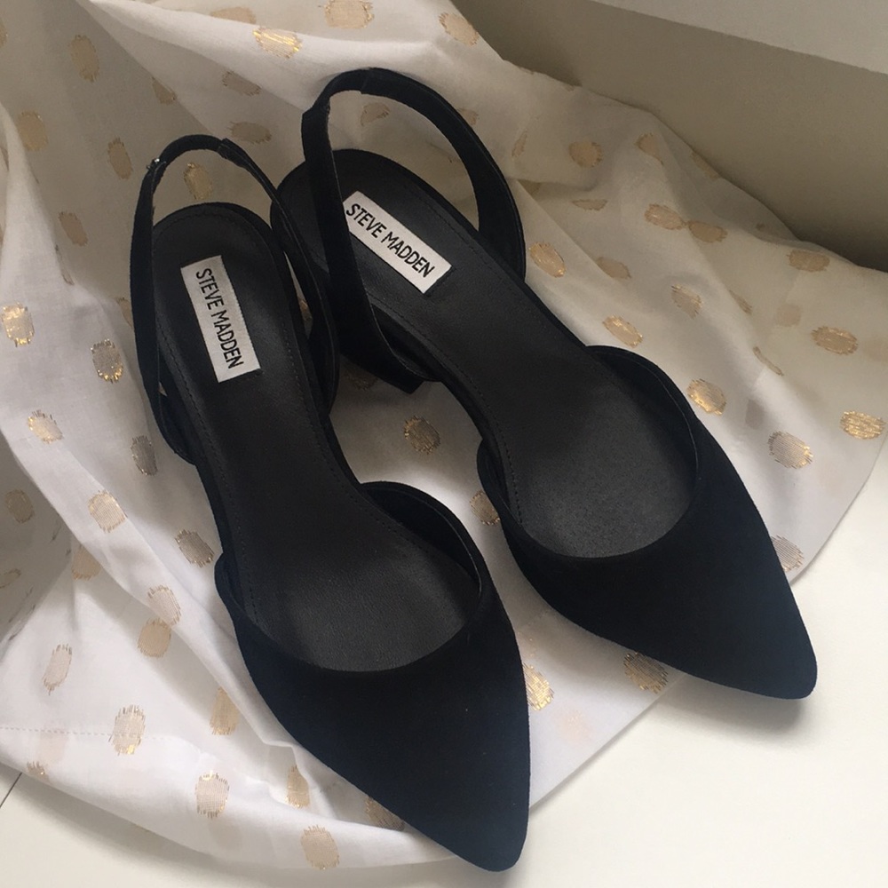 Gorgeous Steve Madden Suede Slingback